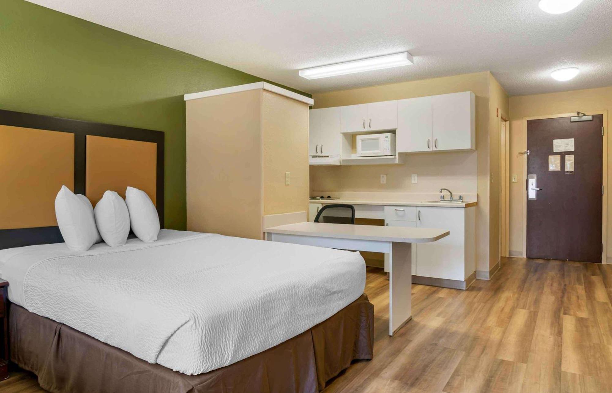 Extended Stay America Select Suites - Detroit - Novi - Haggerty Road Northville Exterior foto