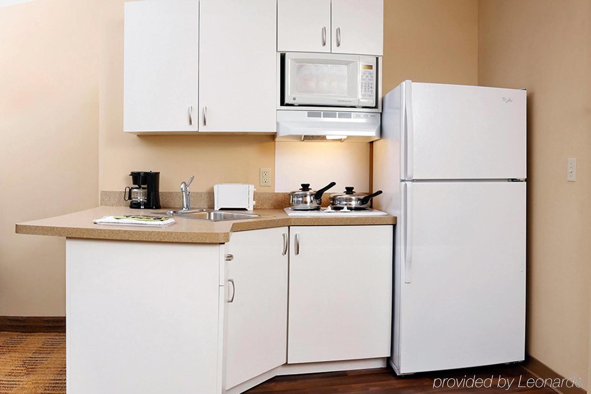 Extended Stay America Select Suites - Detroit - Novi - Haggerty Road Northville Exterior foto